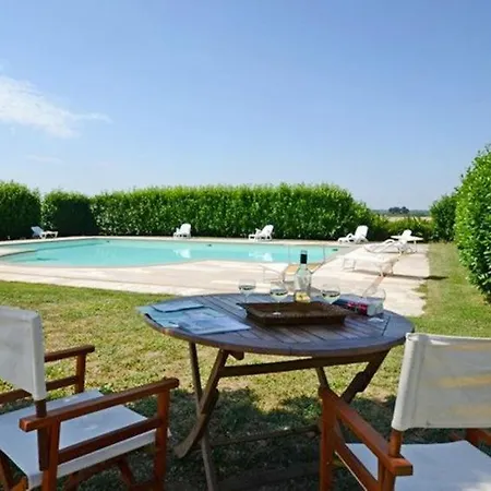 بيت للعطل Benano Sleeps 14 Pool Wifi