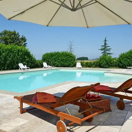 بيت للعطل Benano Sleeps 14 Pool Wifi