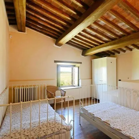 Benano Sleeps 14 Pool Wifi بيت للعطل